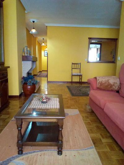 Lupamar Cangas Centro Apartment Onís Екстериор снимка
